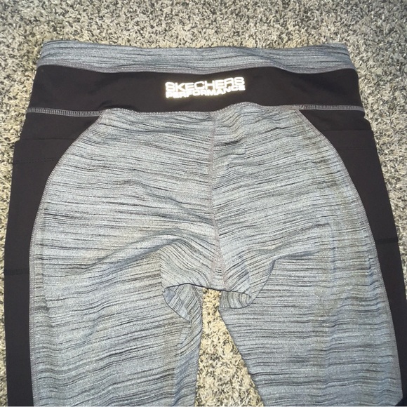 Womens Skechers Gray and Black Leggings size womens XL - Picture 2 of 16